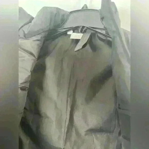 Puma essentials black padded vest size xs NWT - Picture 15 of 15